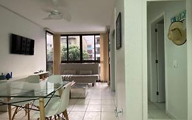 Apartamento no Guarujá a 400 mts da praia